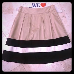 White House black market skirt size 0